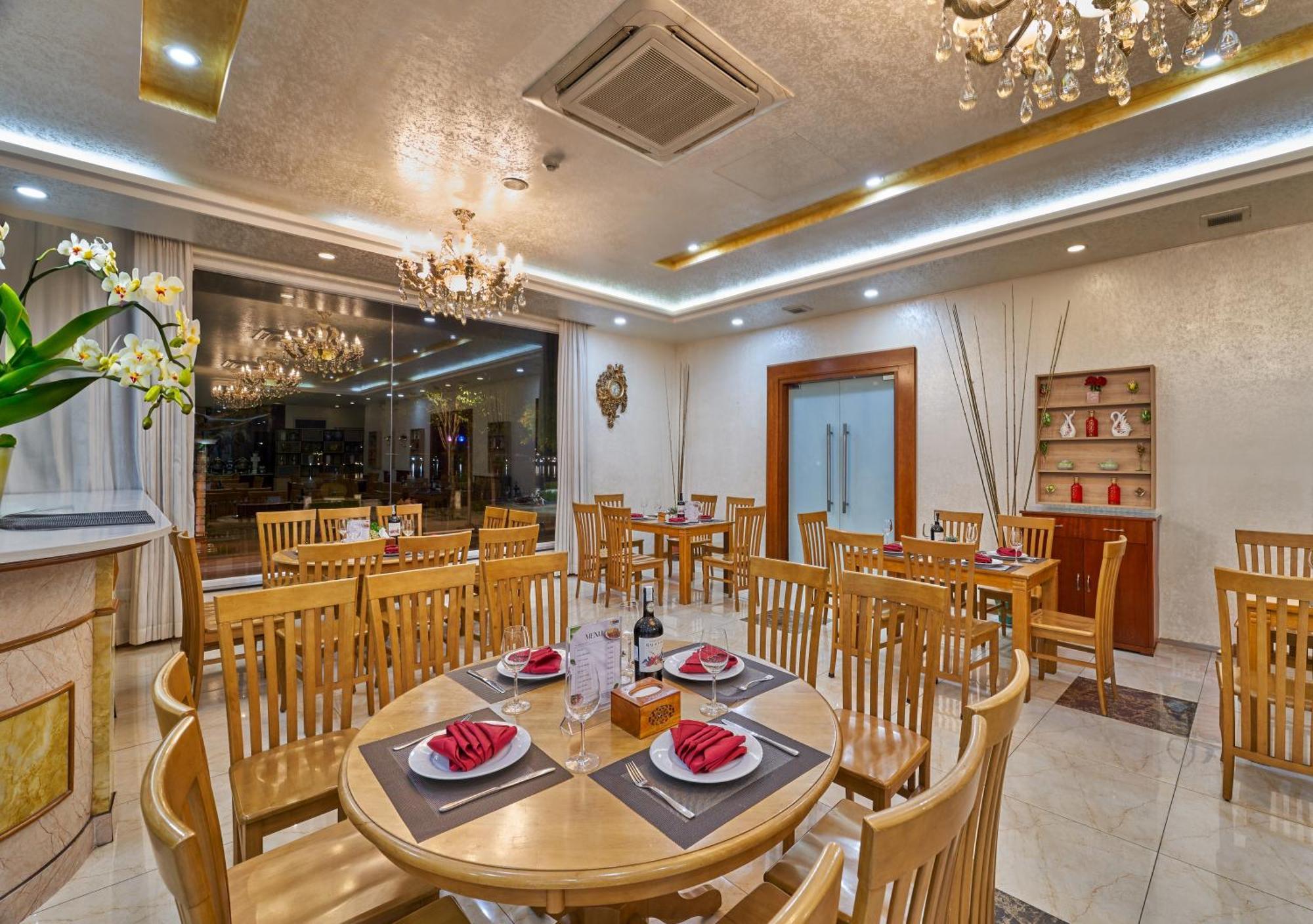 Thu Dau Mot Bcons Riverside Hotel Binh Duong מראה חיצוני תמונה