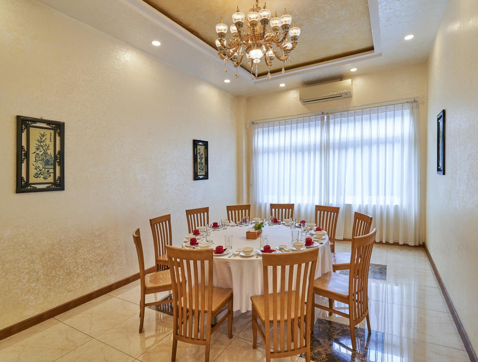 Thu Dau Mot Bcons Riverside Hotel Binh Duong מראה חיצוני תמונה